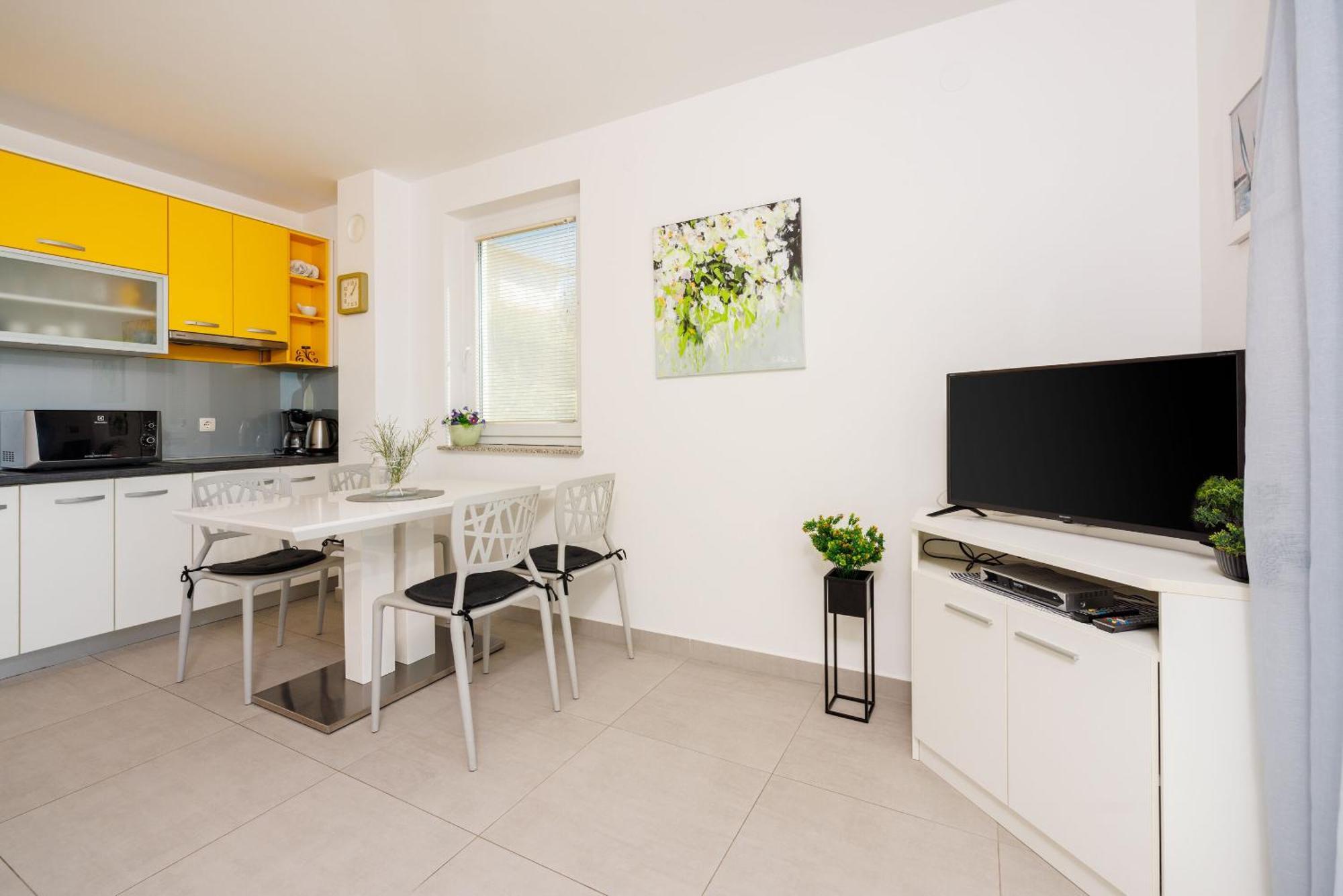 Apartments Petak Novi دْغاماي المظهر الخارجي الصورة